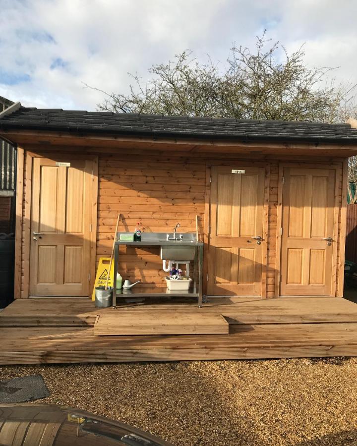 Elton Barn Fishery & Retreat Nottingham Exterior foto